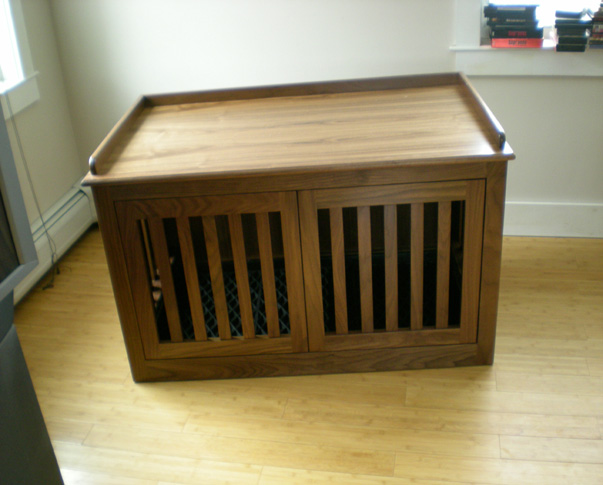 Double Dog Crate with Pocket Doors