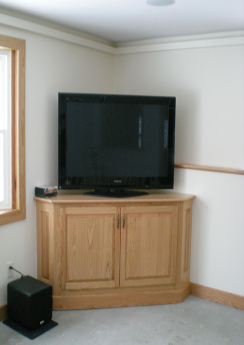 Treehouse Woodworking - Custom Design Rntertainment Center