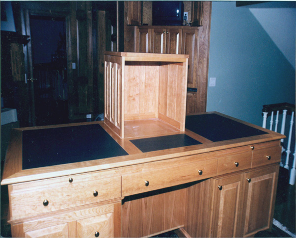 Treehouse Woodworking - Custom Design - Desk - Home Office 