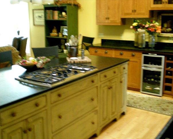 Treehouse Woodworking - Custom Design - Center Kitchen Island